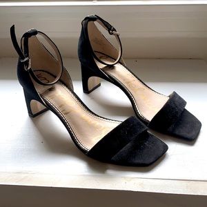 Sam Edelman Holmes black heel in 8.5 / 38.5 - suede leather